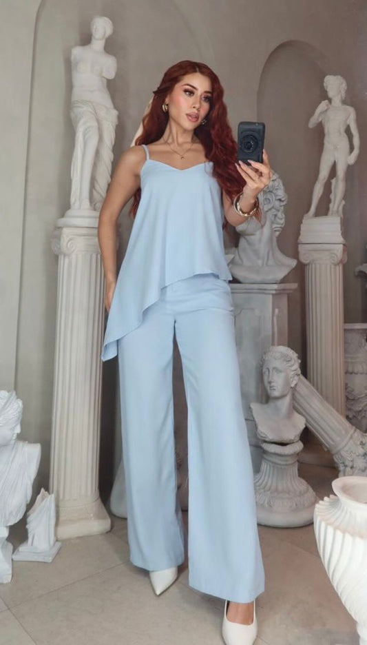 Conjunto azul cielo