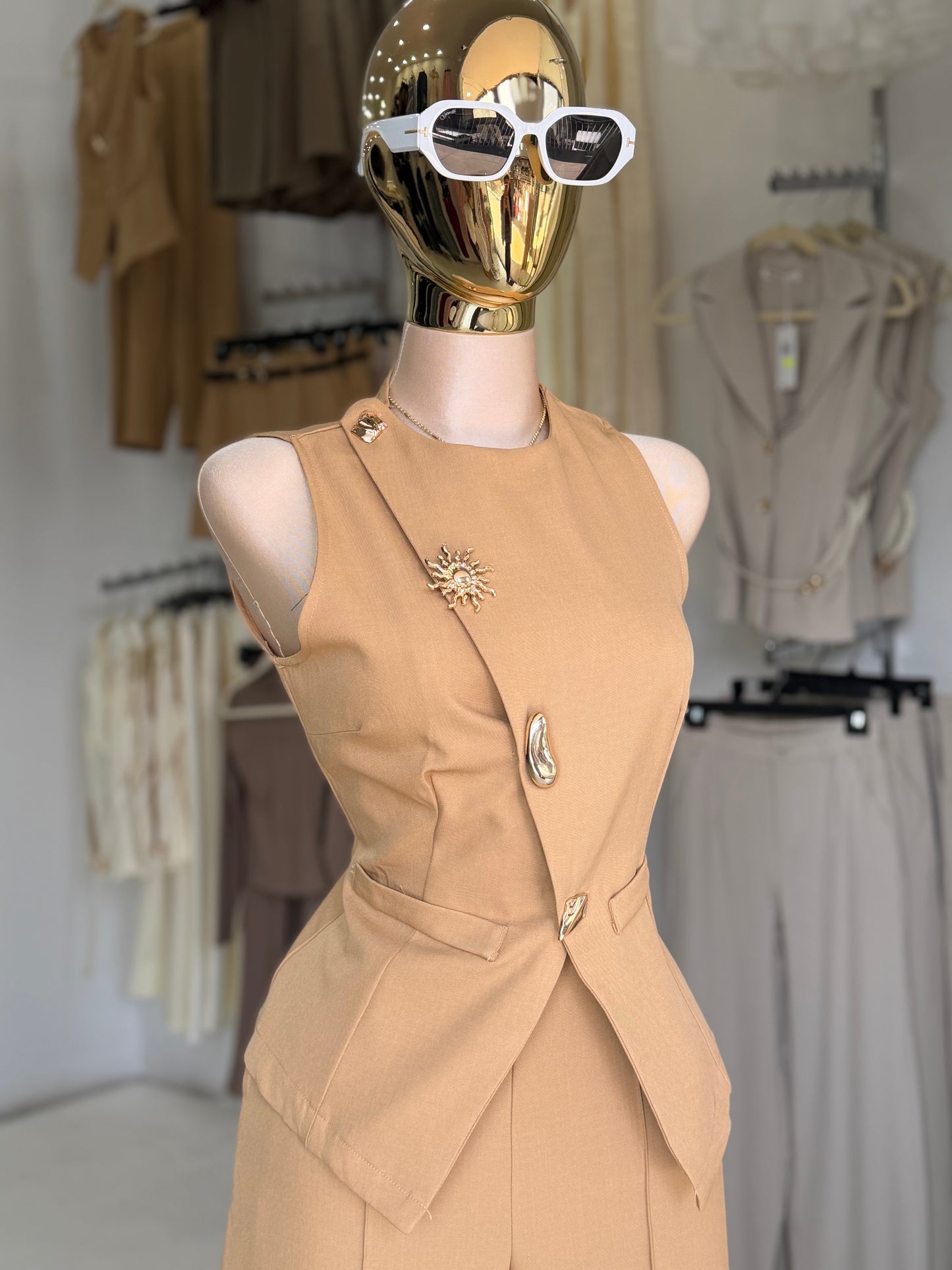 Conjunto beige