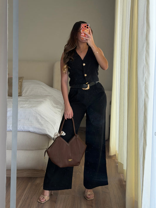 Conjunto negro con cinto