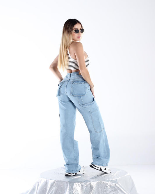Pantalón cargo claro
