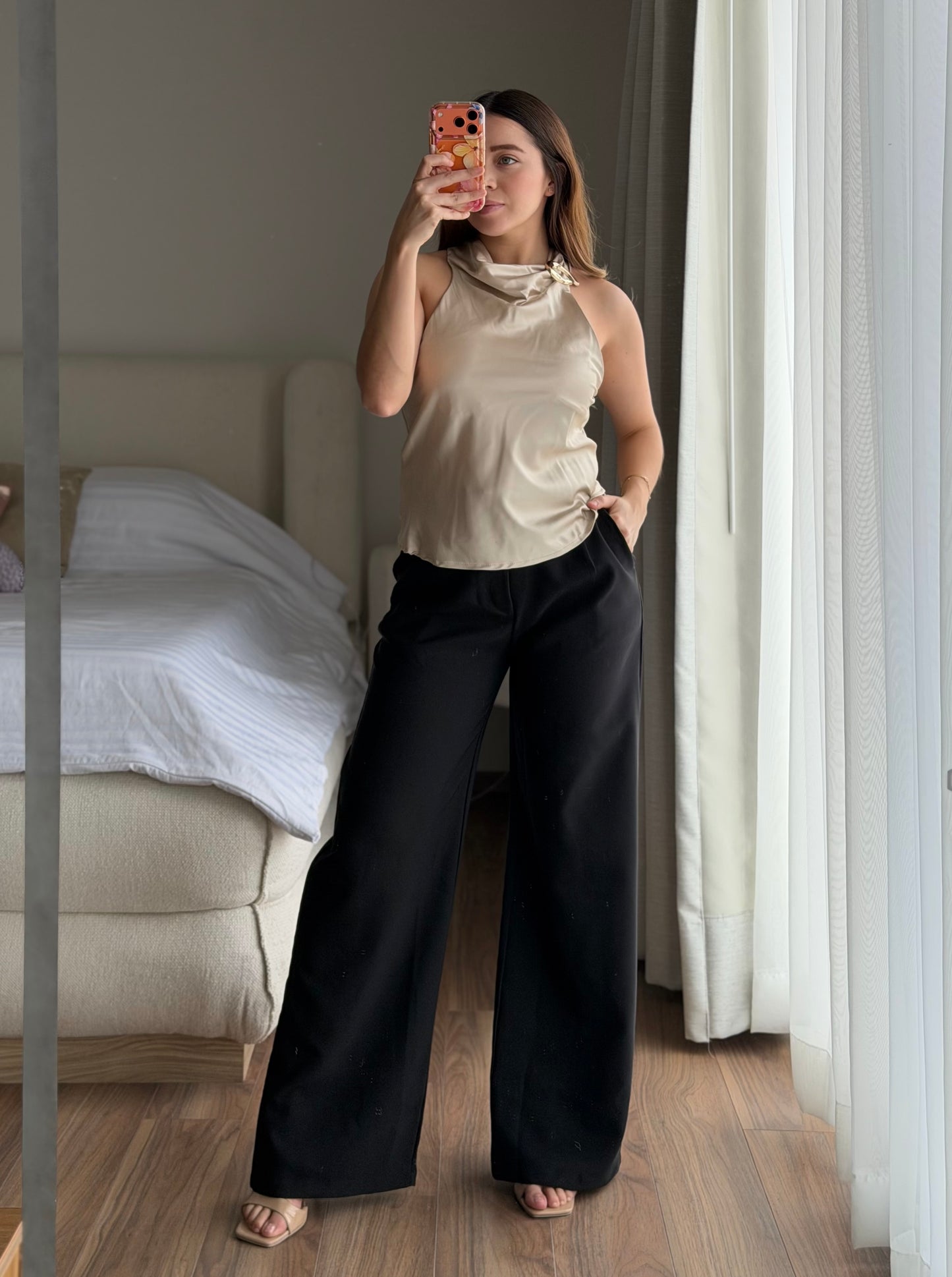 Blusa satin beige