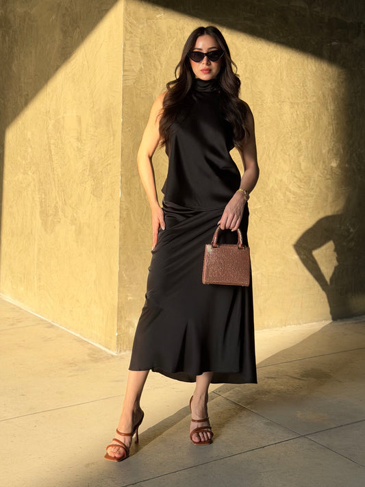 Falda larga satin negra