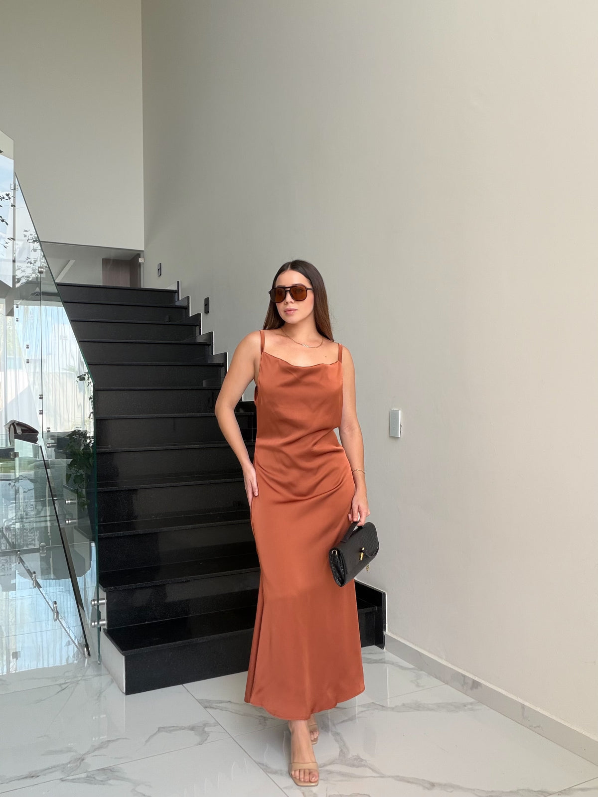 Vestido ocre largo