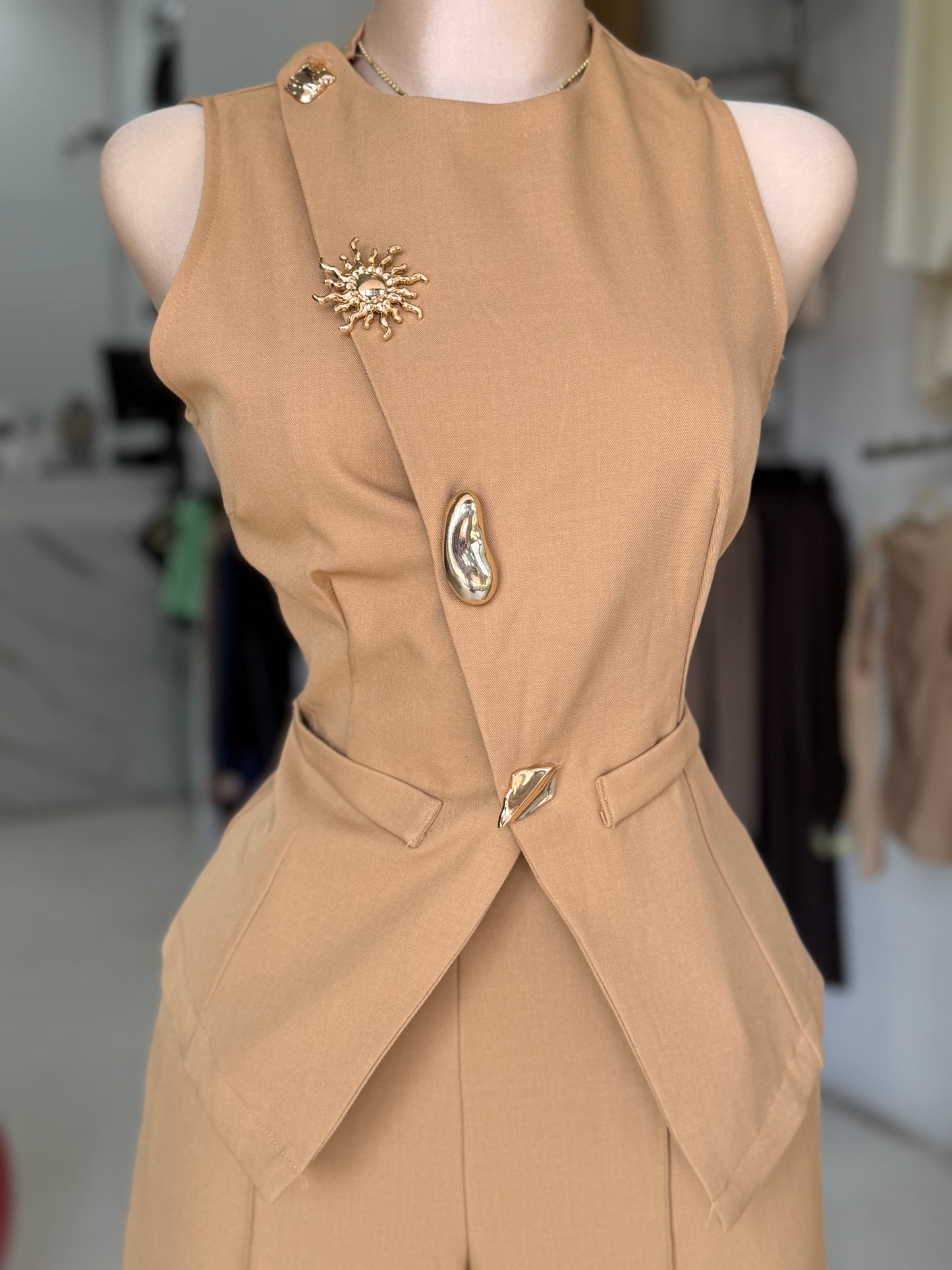 Conjunto beige